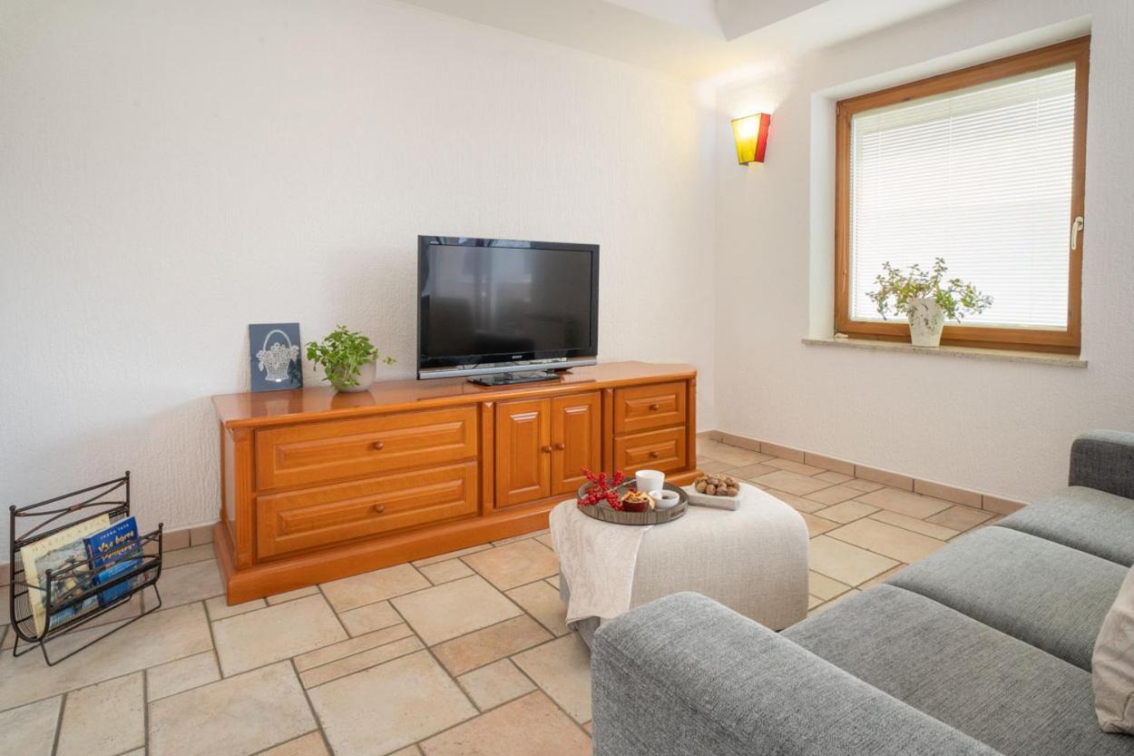Apartment Ajdi Ajdovščina Exteriör bild