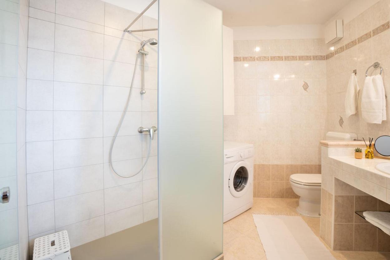 Apartment Ajdi Ajdovščina Exteriör bild