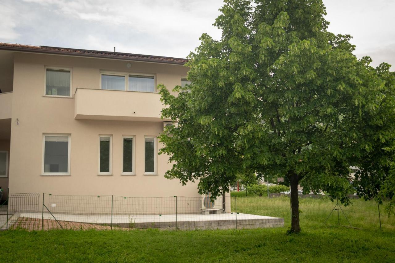 Apartment Ajdi Ajdovščina Exteriör bild